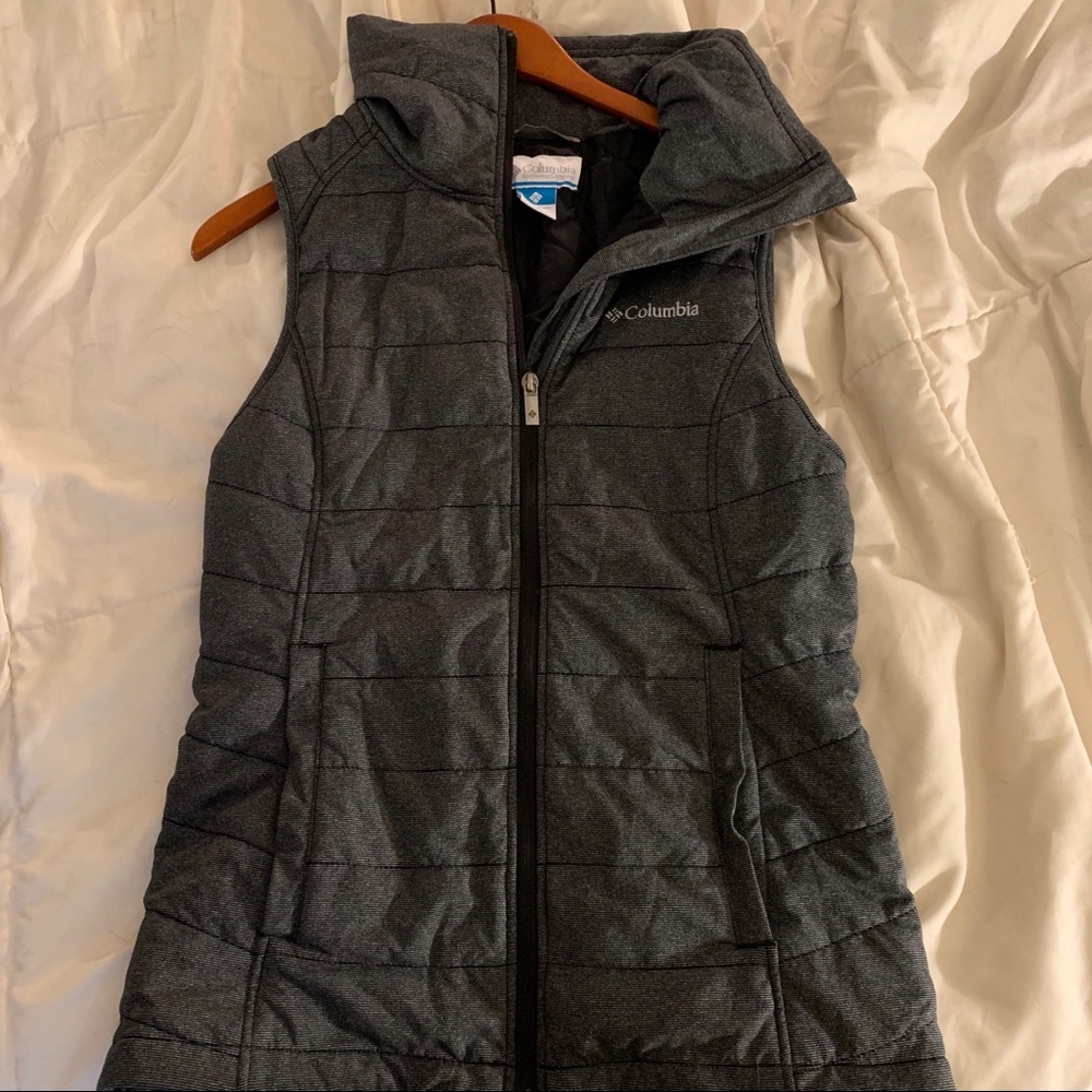 Columbia Vest - Size Small